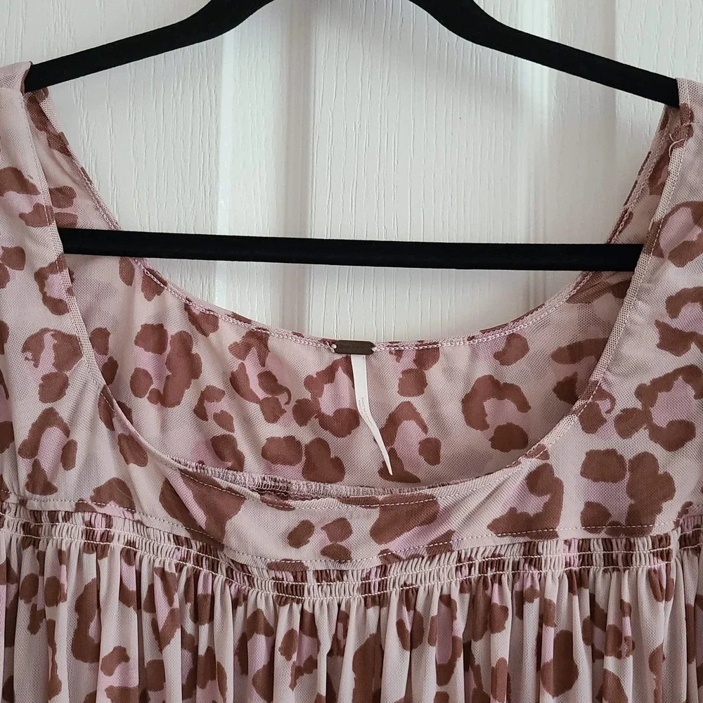 FREE PEOPLE Meg's Leopard Print Cropped Mesh Bubble Hem‎ Top Women's XS